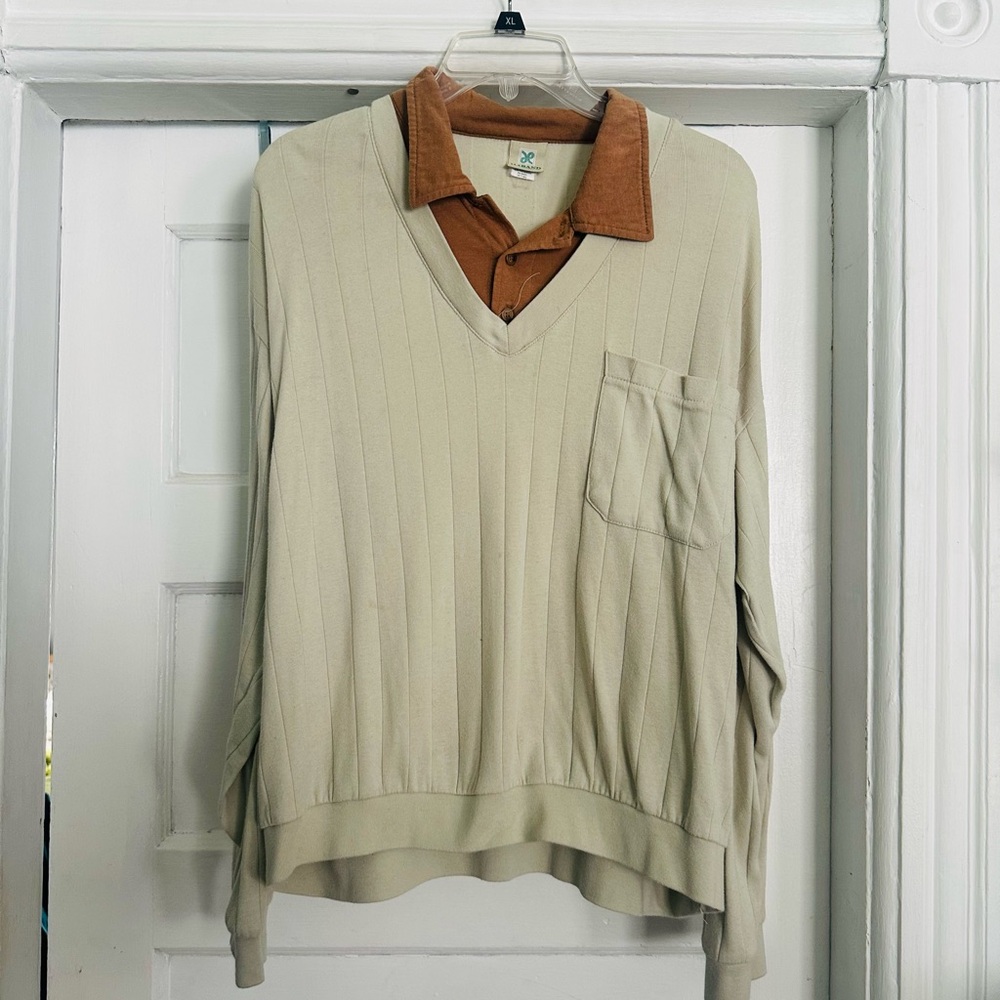 Men's Cream Sweater with Brown Collar
